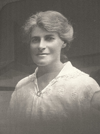 EMW tinted Rostherne front room 350